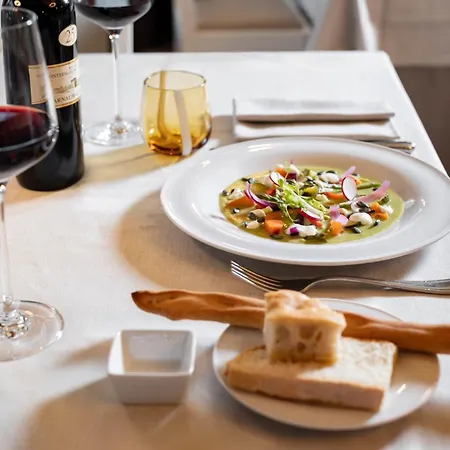 Borgo Di Celle Hotel 4*