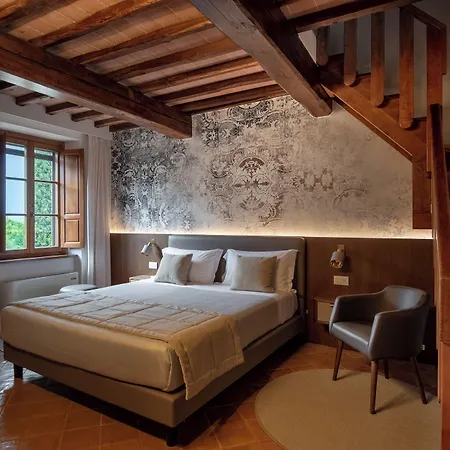 Hotel Borgo Di Celle 4*